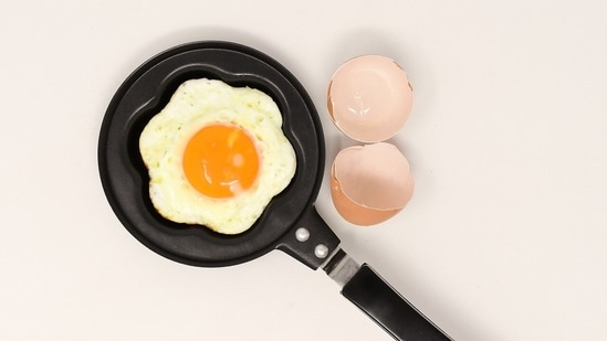 Latest news on 20 September 2024: Mental deterioration can be reduced by eating regular eggs.